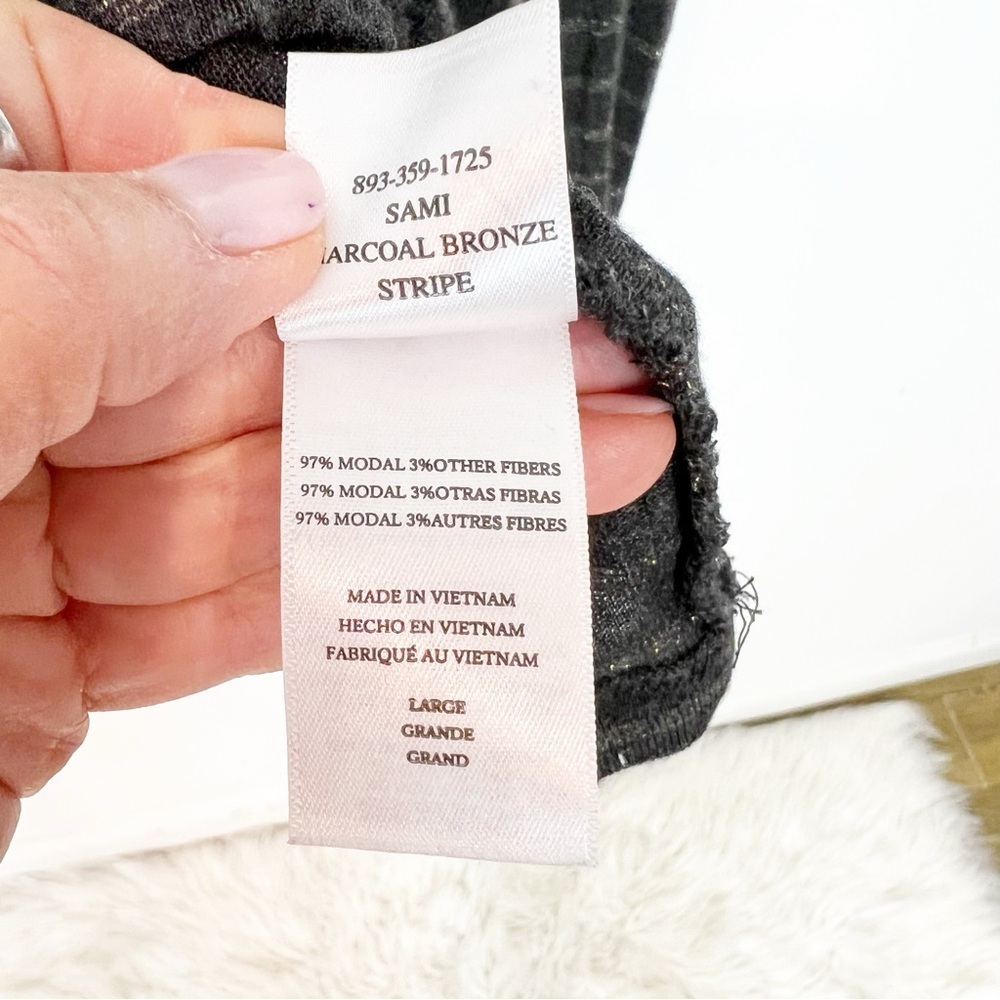 Rails Gray With Metallic Bronze Stripe V-Neck Lon… - image 5